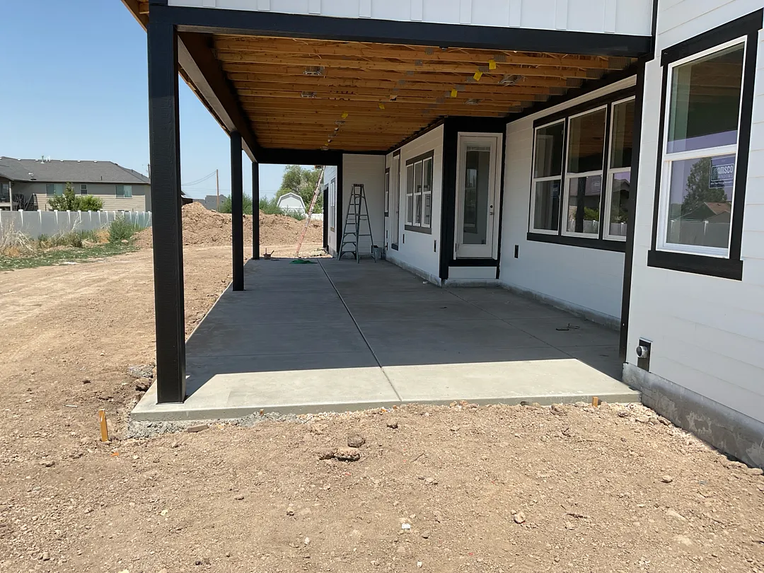 Custom 58-Foot Screen Wall Installation in Plain City, UT